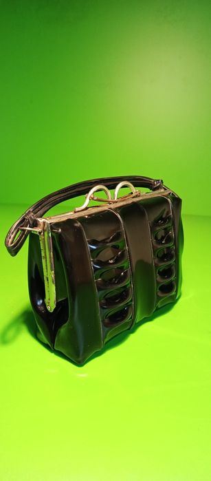 Piękna wiekowa torebka z ciekawym zamknięciem-okazja