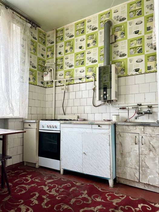 3-х сталинка КРЭС, 3/4, все разд, кухня- 9