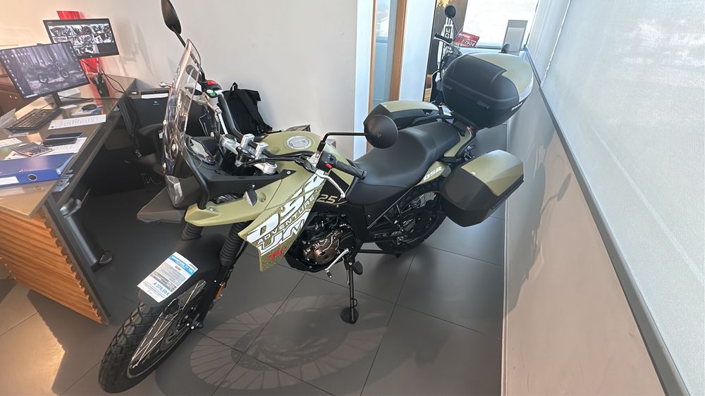 UM DSR Adventure 125