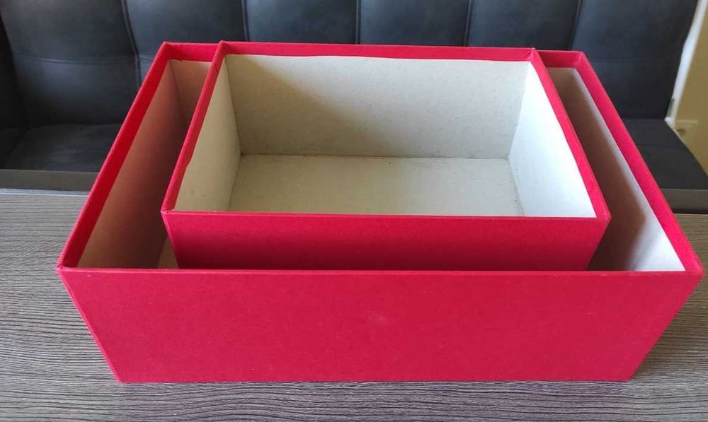 Прямокутні картонні коробки  24/18/11 і 32/24/11