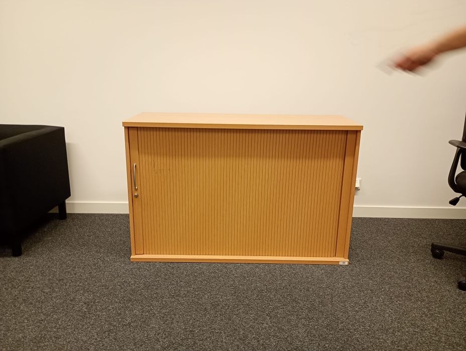 Komoda zamykana na kluczyk 120 x 44 x 77