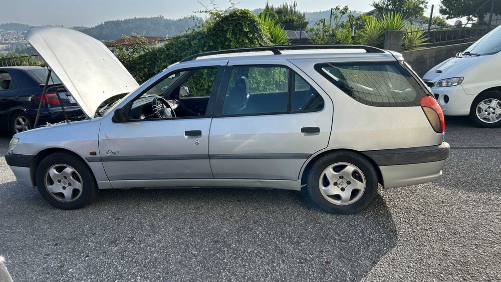 Peugeot 306 1.9 TD Só Para Peças