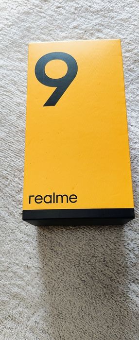 Realme 9 smartfon