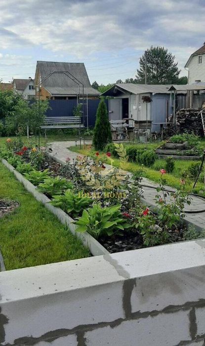 Продаж будинку на 4 кімнати в Рожнах