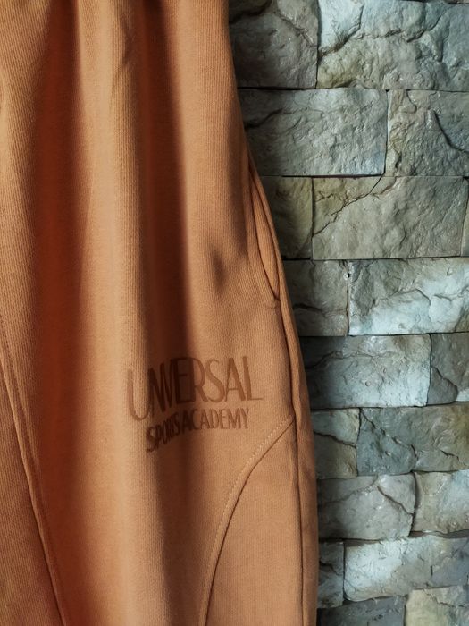 спортивные штаны