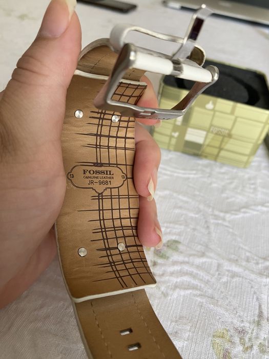 Relógio digital Fóssil branco