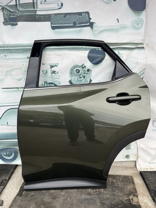 Lexus NX 2022-2025 двери дверь двері взборі задняя