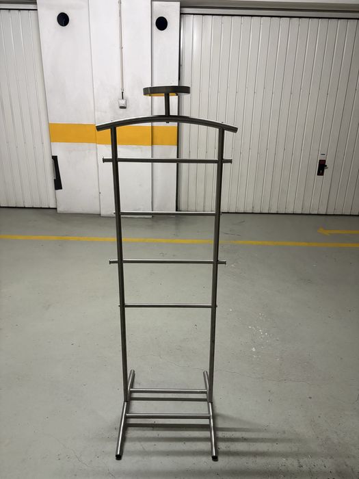 Cabide Ikea metalico em muito bom estado