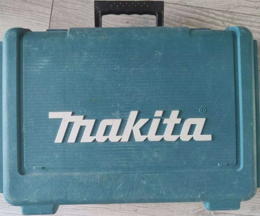 Аккумуляторная дрель шуруповерт makita 6281d обменяю