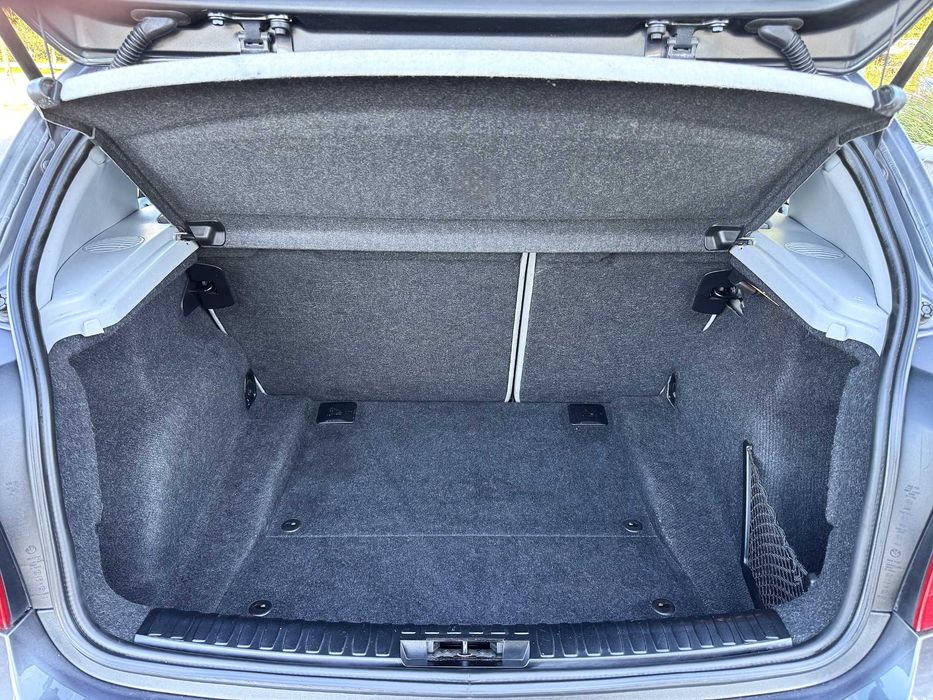 BMW 118 D 143cv IUC Antigo C/Novo