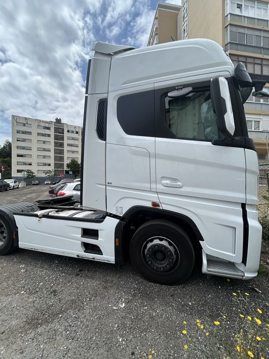 Oportunidade de Negócio: Empresa de Transportes + Ford F-Max 500,