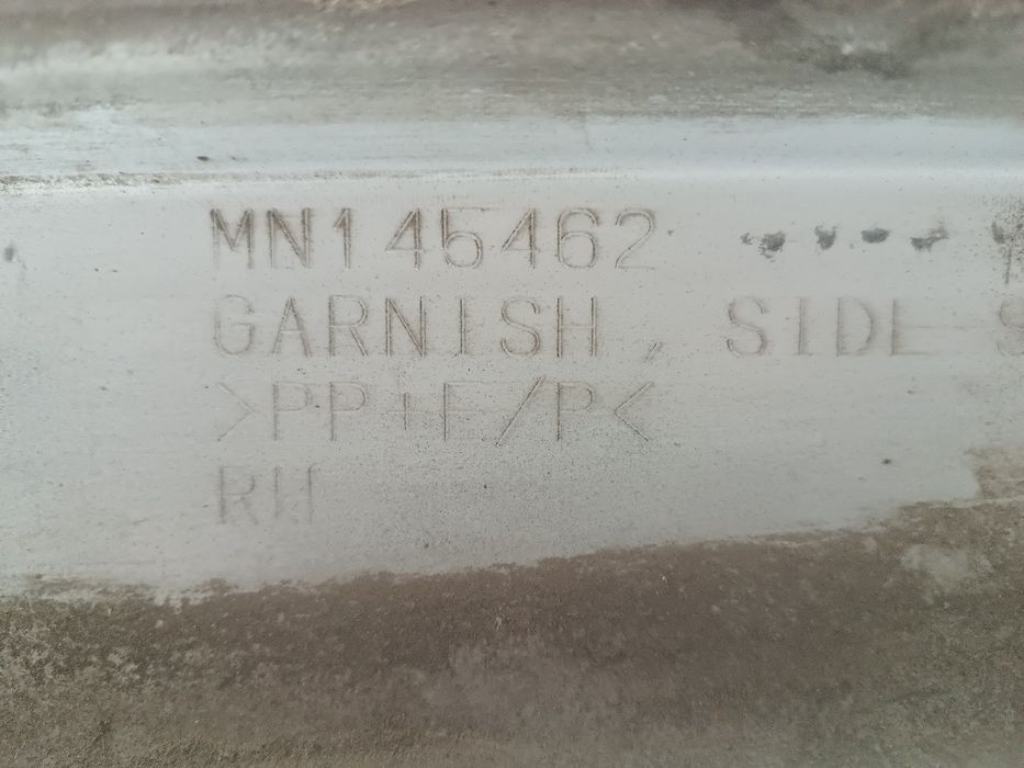 Embaladeiras Conjunto - MITSUBISHI Grandis (NA_W) | 03 - 11
