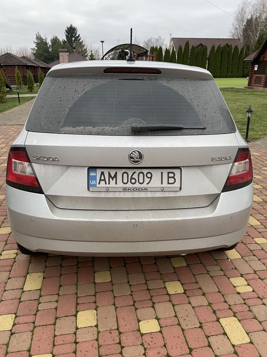 Шкода фабія 2018 року 1.4 дизель Ідеал