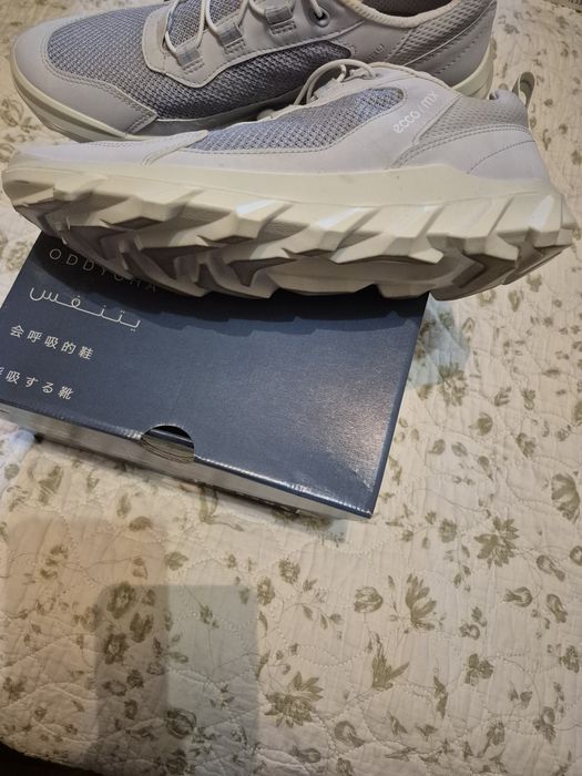 Кросівки жіночі ,нові.ECCO.