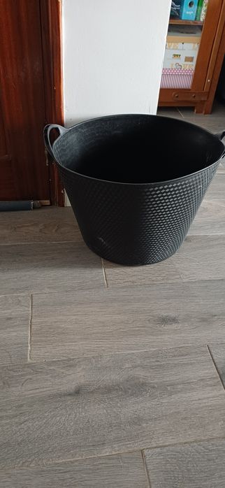 Balde grande de plastico