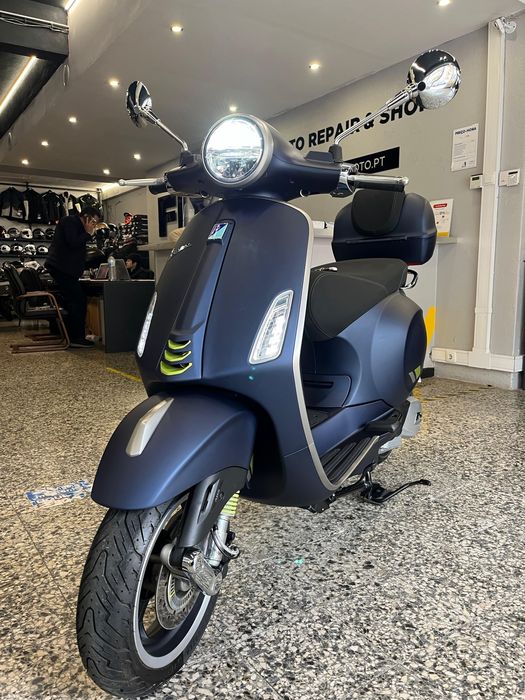 Vespa Primavera Tech 125 de 2024 Impecavel Top case