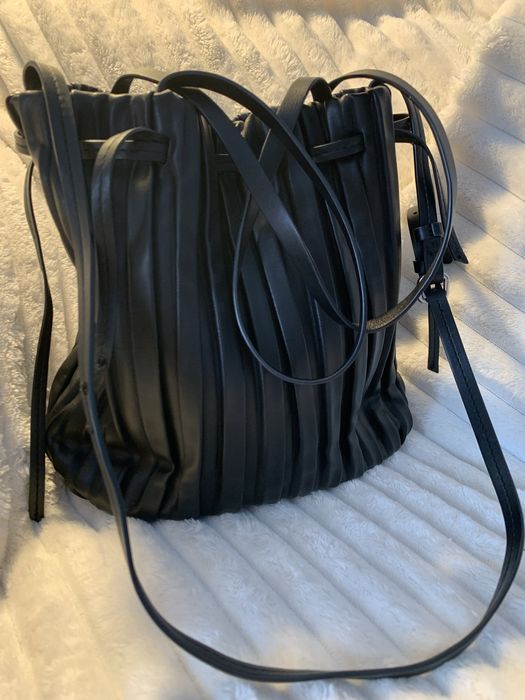 Bolsa Zara Preta