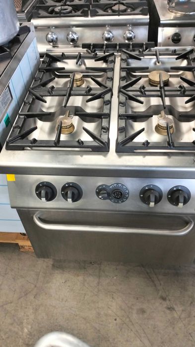 Varia gama de fogões industriais
