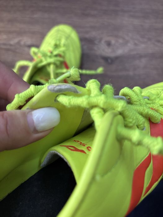 Футзальні бутси