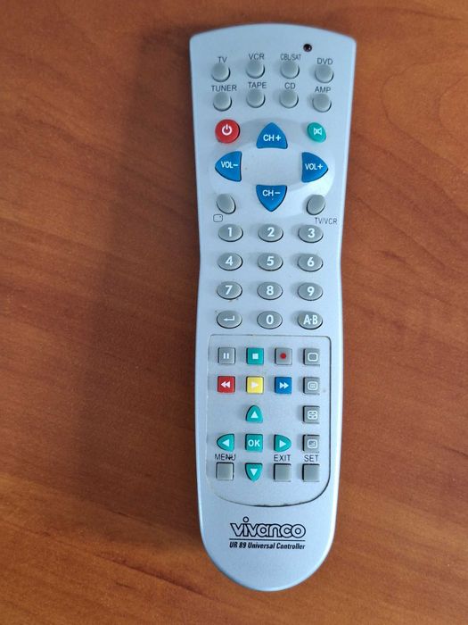 Pilot Uniwersalny 8 w 1 Vivanco UR 89 srebrny Audio Video Sat TV