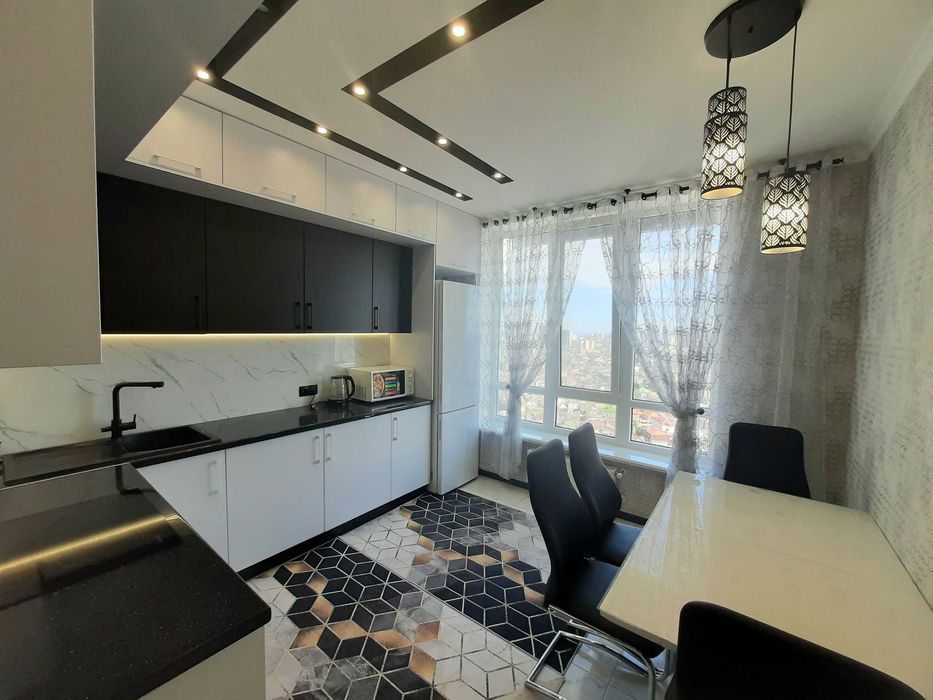 Актуально! Эксклюзив 3 ком Омега Толбухина вид на море!