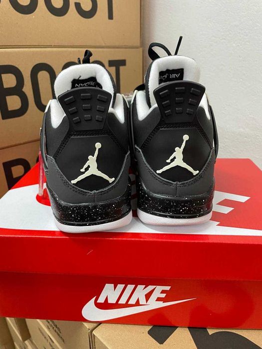 Женские кроссовки Nike Air Jordan 4 "Retro Fear Pack" 36-40