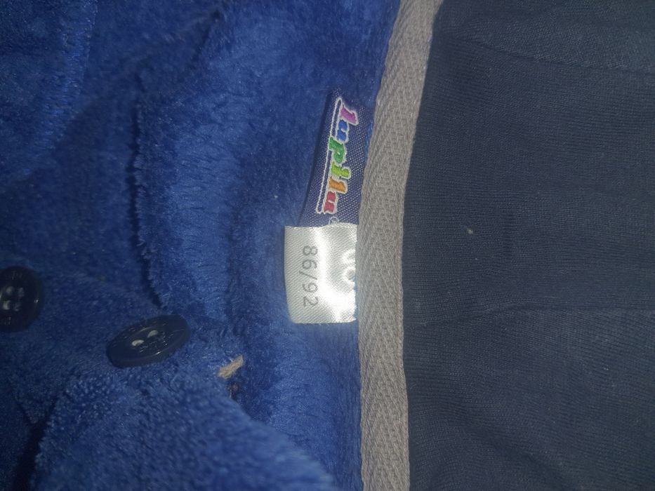 Camisola de bebé quente