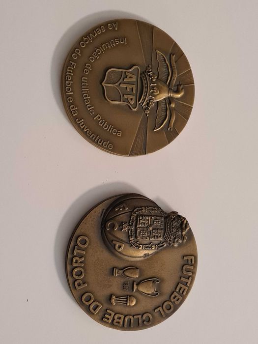 Duas medalhas comemorativas - Futebol Clube do Porto e AFP