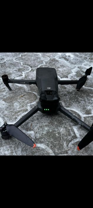 Дрон Mavic 3  мавик 3