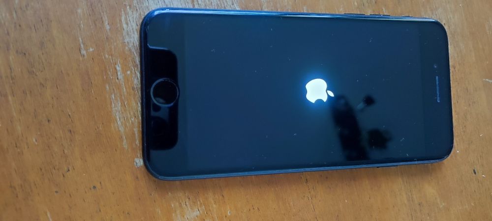 iPhone 7 128GB/2GB RAM
