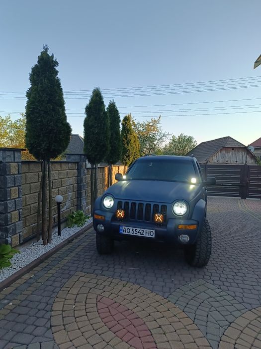 Продам Jeep kj .