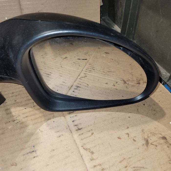 Lusterko prawe manualne seat ibiza III 2003r czarne nielakierowane