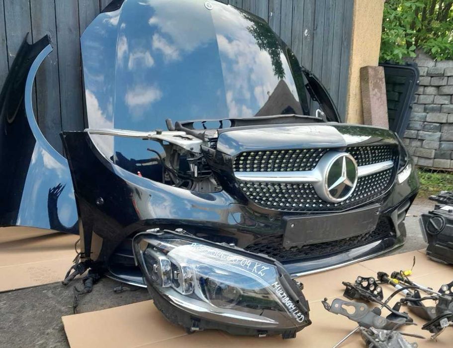 Бампер Мерседес W205 MERCEDES 205 запчасти б/у