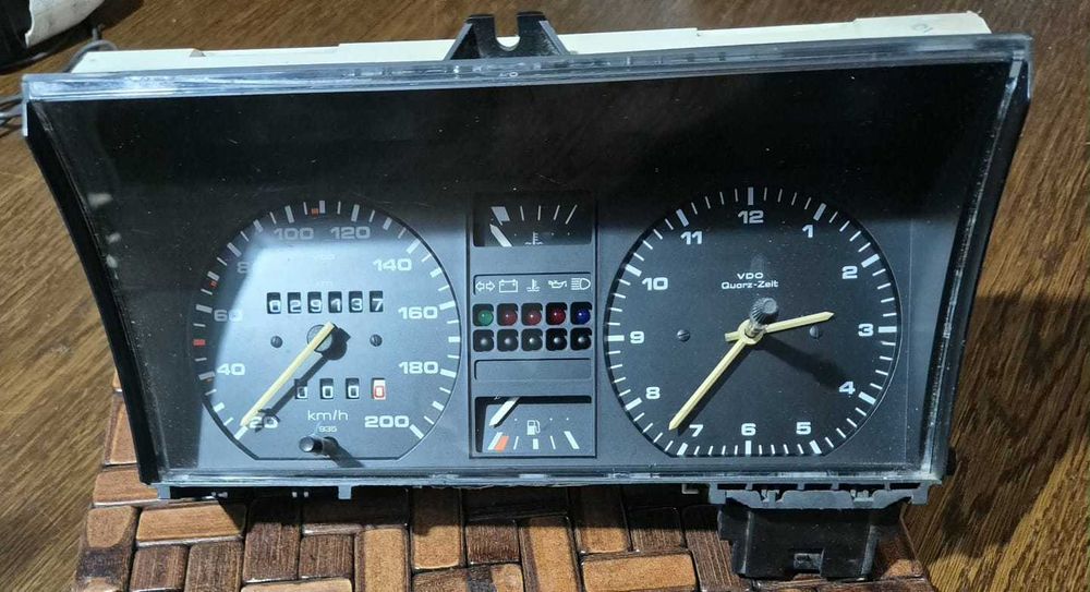 Licznik Zegary VW GOLF MK2 (83-92r.) 1,3 Benzyna Oryginalny VDO