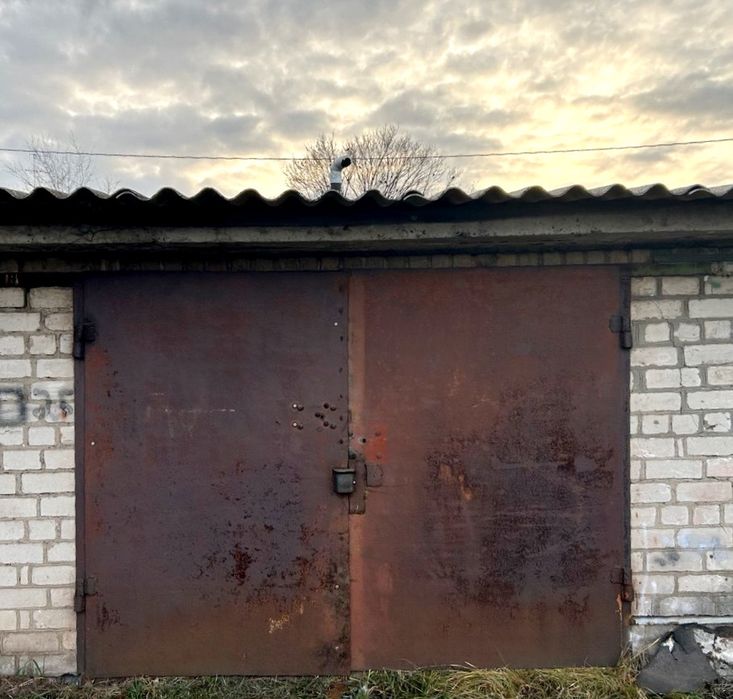 Продам гараж 6*4