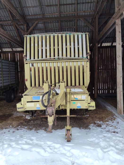 Przyczepa do kukurydzy