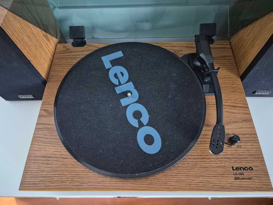 Gramofon Lenco LS-300