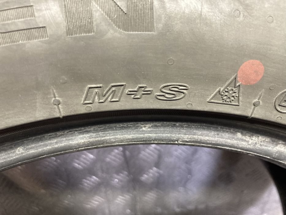 Opony zimowe Nexen 225/55/18 2szt.DOT.2221 Wysyłka/Montaż