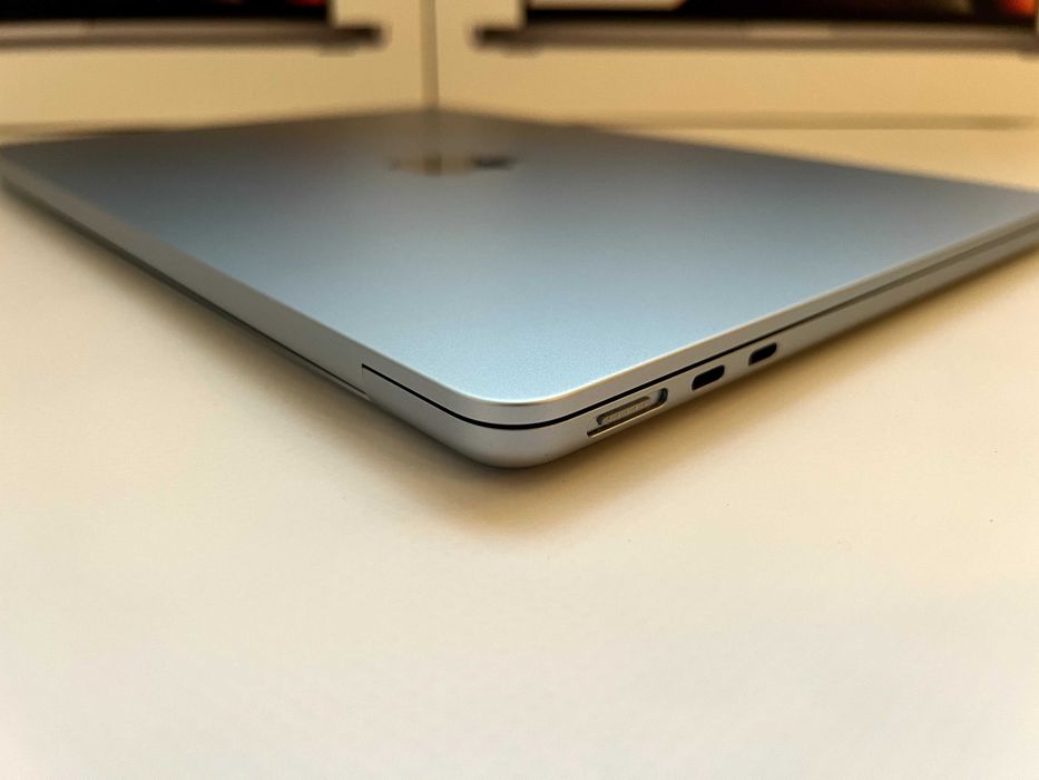 MacBook Air M4 A3240 Sky Blue Разбірка Дисплей Топкейс