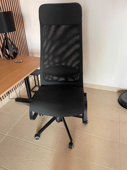 Cadeira Ergonómica IKEA MARKUS – Como Nova | Escritório / Home Office