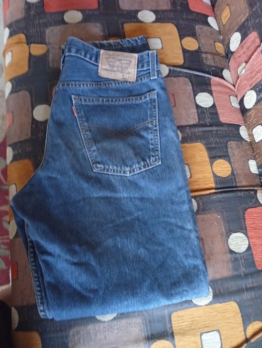 Продам джинси модель Levi's 613 02 (W34 L32).