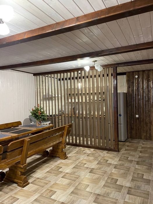 Будинок  у Карпатах Славськ,до 12ть осіб ( «Захар Беркут»)
Біля витя