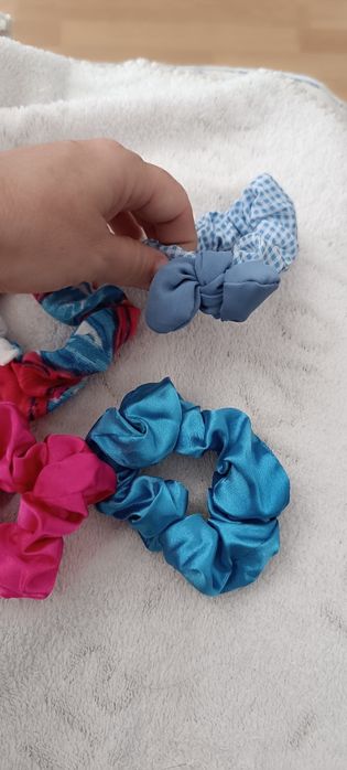 Conjunto de 4 Scrunchies de Chiffon Neon Vintage - Elásticos cabelo