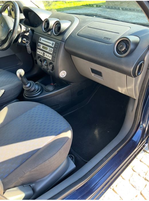 Ford fiesta 1.2 gasolina