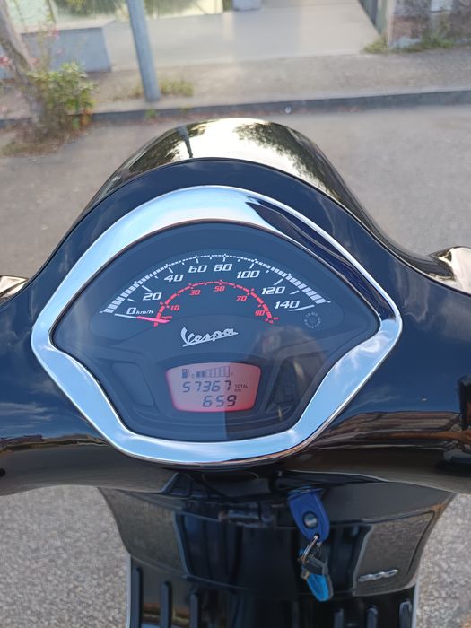 Vespa GTS 300 SUPER 2017 ABS ASR
