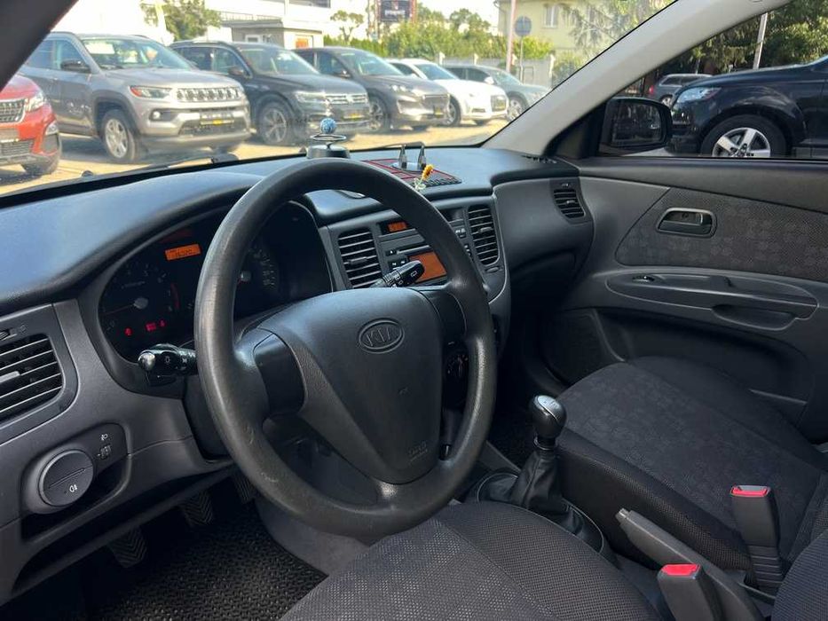 Kia Rio      2009
