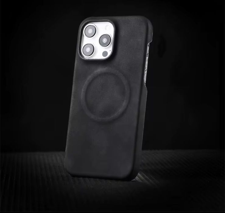Чохли з екошкіри на iPhone