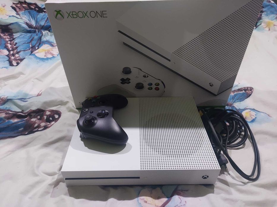 Xbox One S 500 Gb