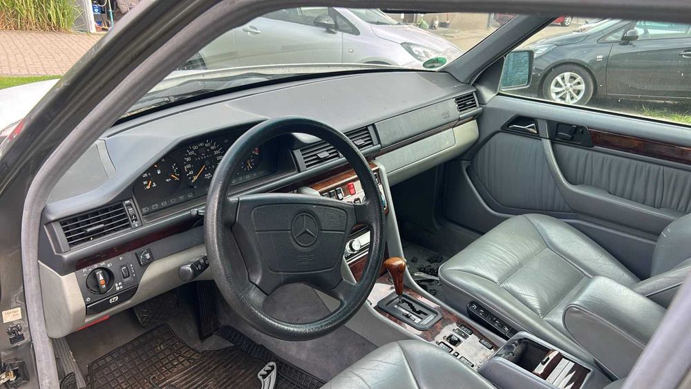 Silnik w 124 2.8 benzyna