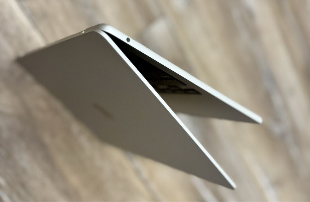 MacBook Air M2 8gb ssd256 - 2022 рік